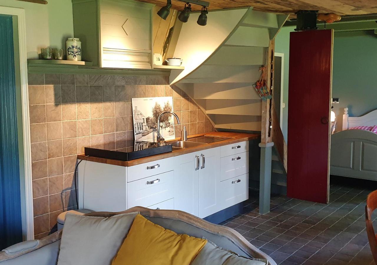Fakansjehus Sfeervol Met Fijne Tuin Jirnsum Esterno foto