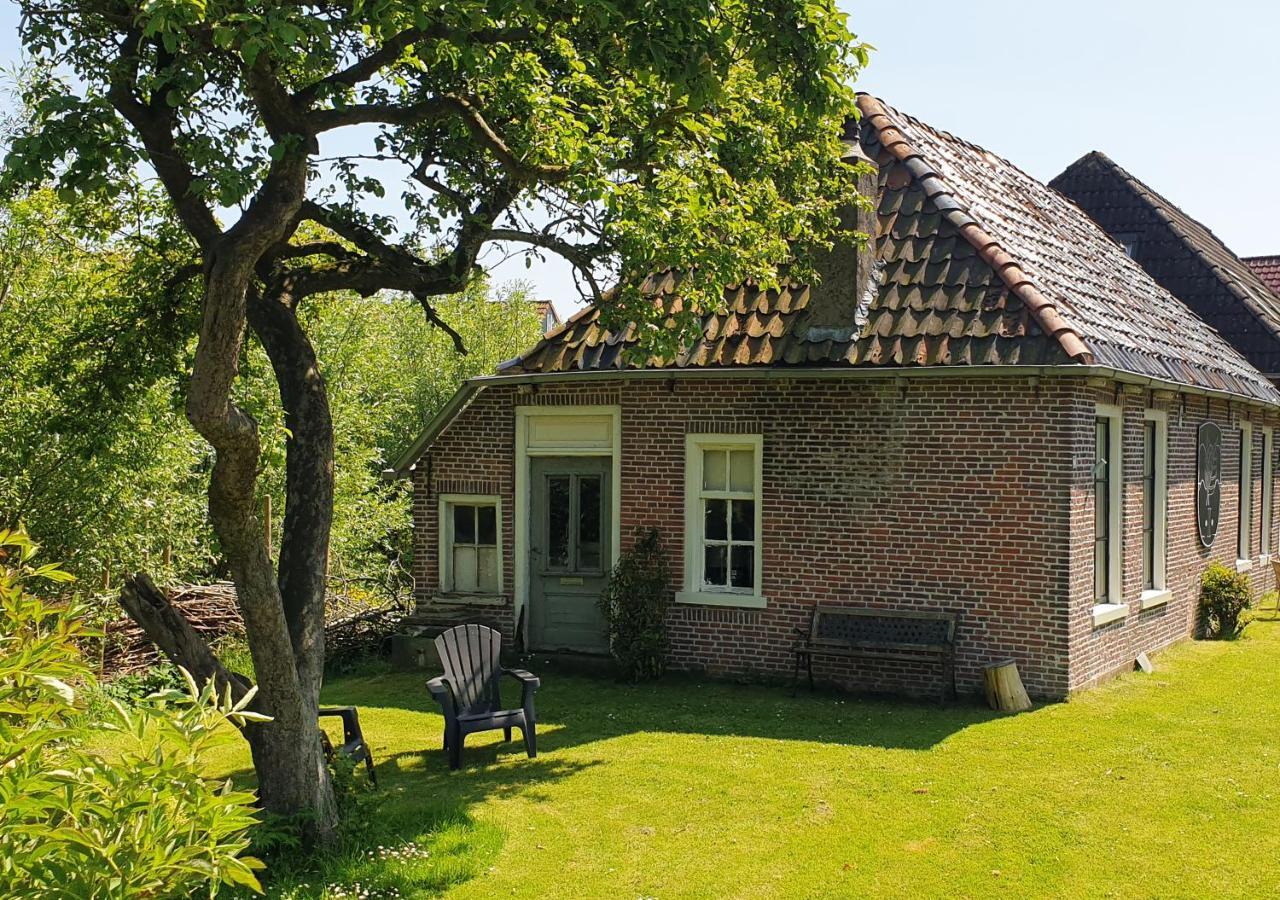 Fakansjehus Sfeervol Met Fijne Tuin Jirnsum Esterno foto